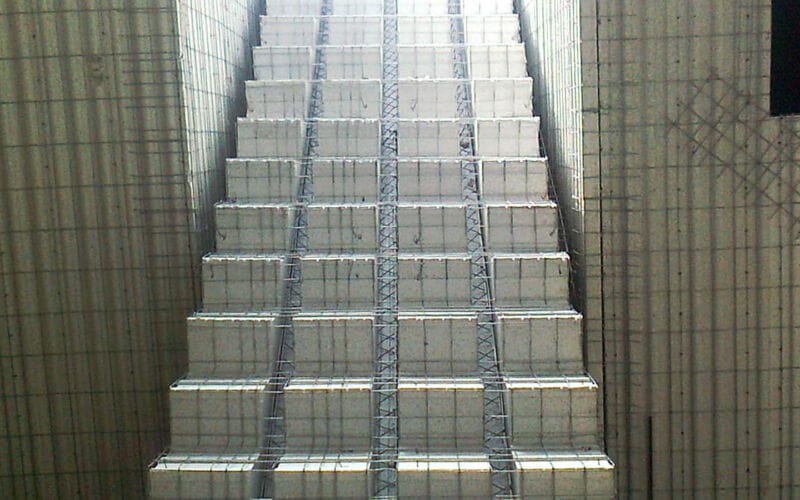 staircase panel rumah ibs 3